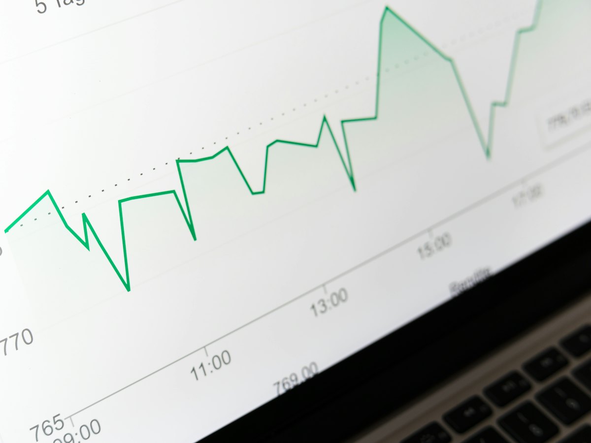 التحليلات المتقدمة والتنبؤ